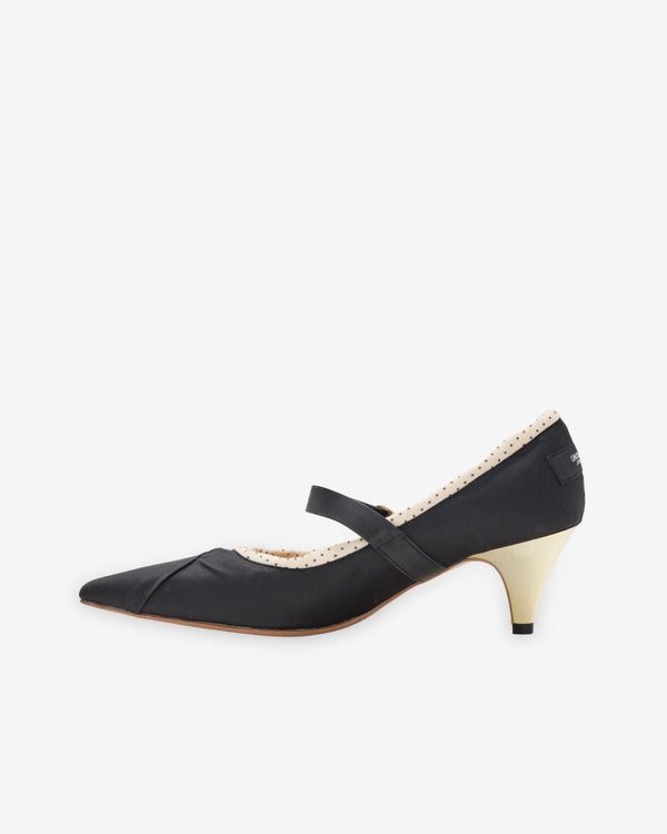 Undercover - Women's Kitten Heels - (Black)