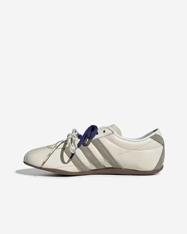 Adidas - Tokyo - (Off White/Silver Pebble)