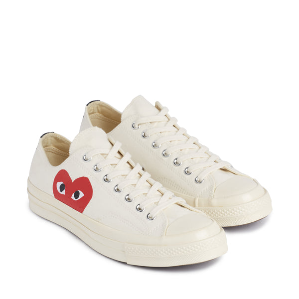 Play Converse - Red Heart Chuck Taylor All Star ’70 Low Sneakers - (White)