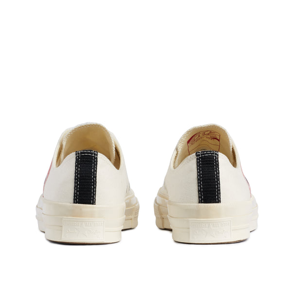 Play Converse - Red Heart Chuck Taylor All Star ’70 Low Sneakers - (White)